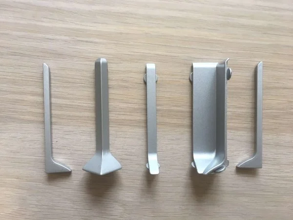 Соединитель для плинтуса ЭлитПроф Плоский 100 (Алюм) в Орске