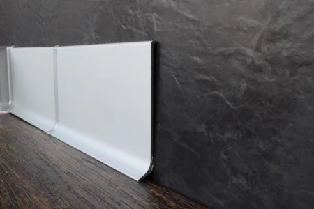 Алюминиевый плинтус ЭлитПроф Анодированный Плоский (80х11х2500 мм) в Орске