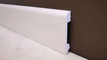 Плинтус Solid UHD 05/80 (80х13х2400 мм) в Орске