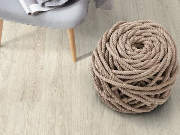 Ламинат Egger PRO 10/33 4V Дуб Азгил белый EPL153 в Орске